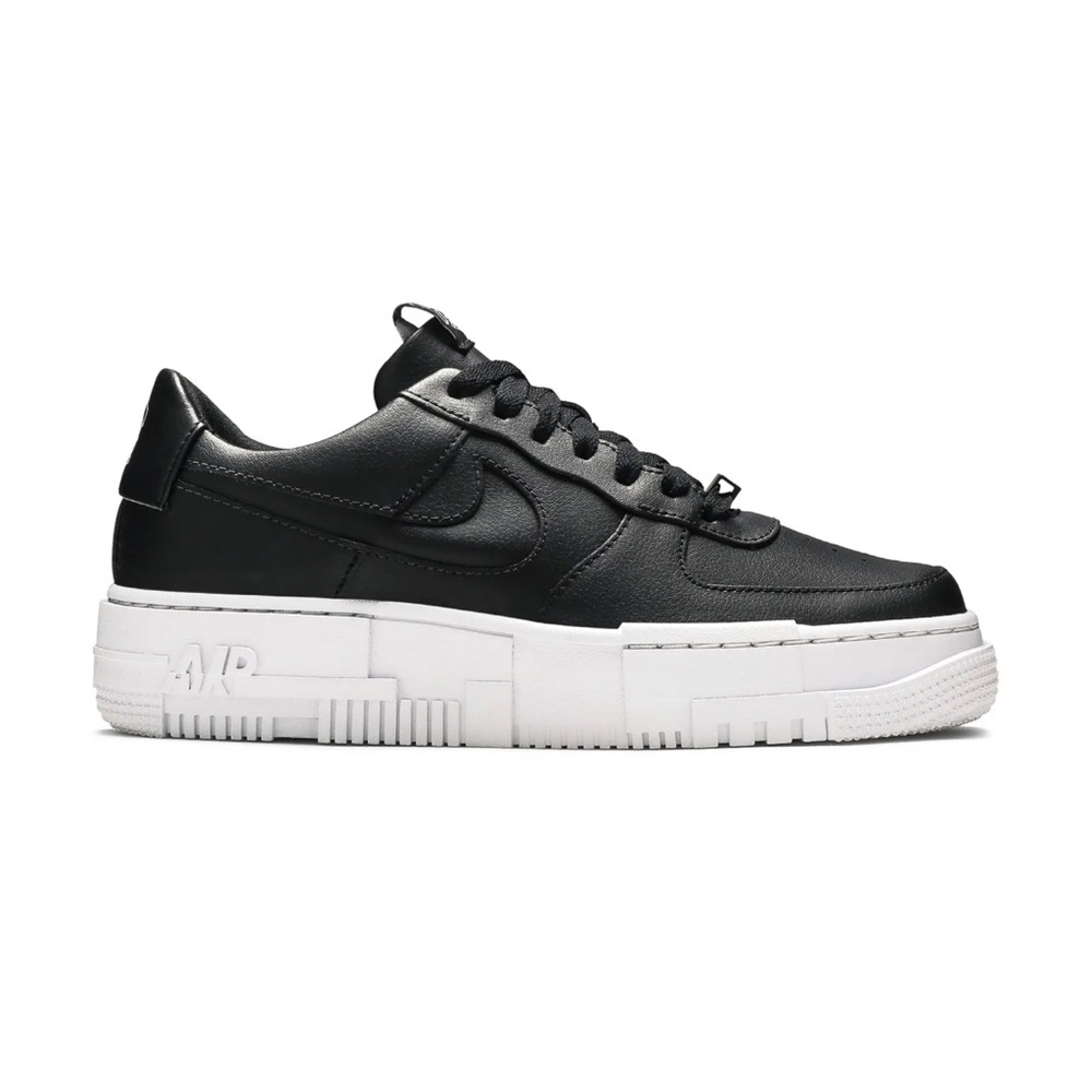 Nike Black and White Sneakers